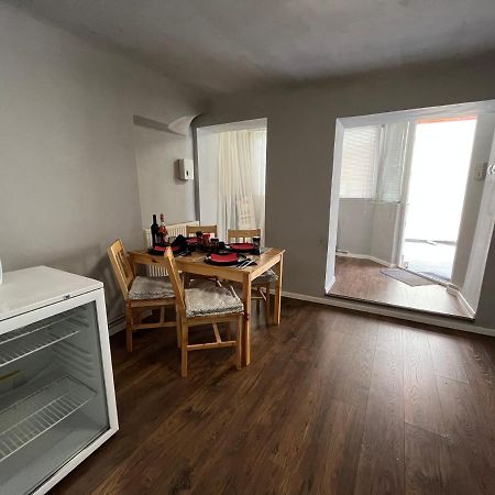 Grey House Daire Braşov Dış mekan fotoğraf